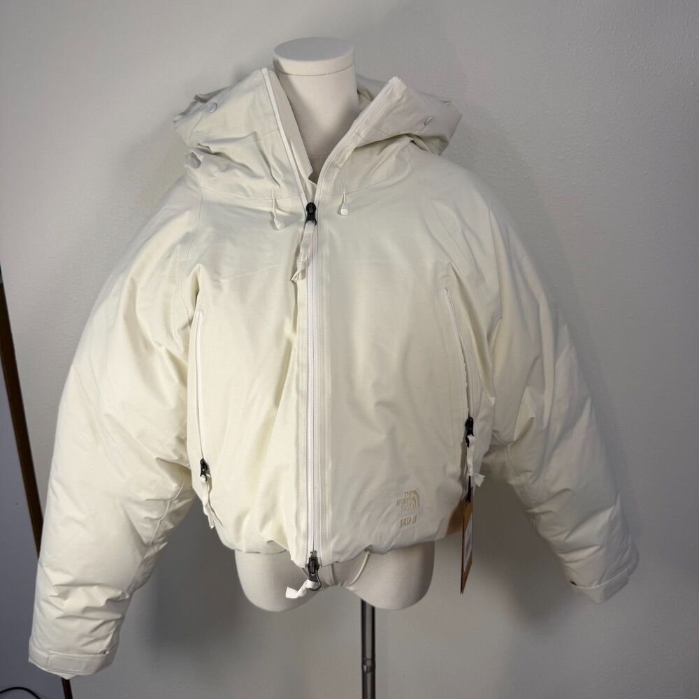 The North Face x SKIMS Shell Jacket Women's Medium Bone NWT $500 MSRP